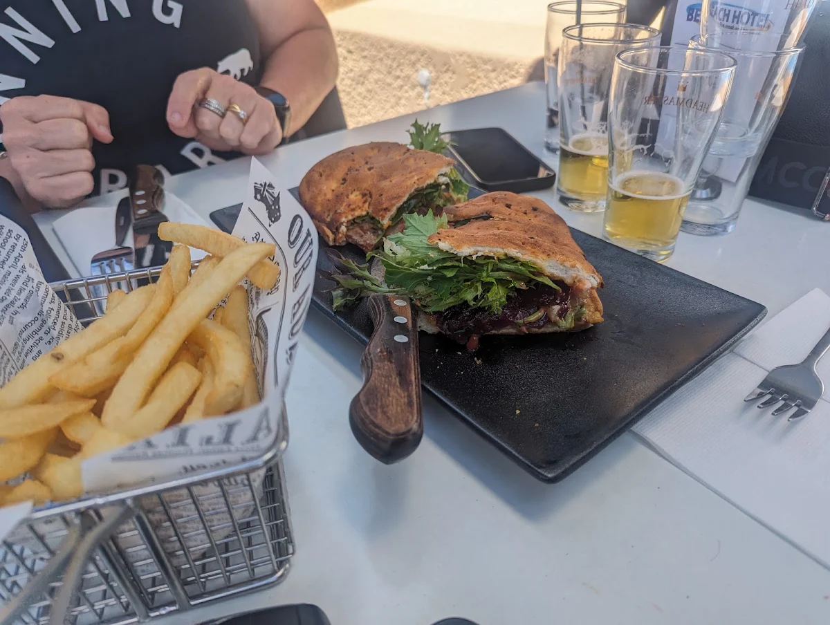Food & drink, Beach Hotel Burnie