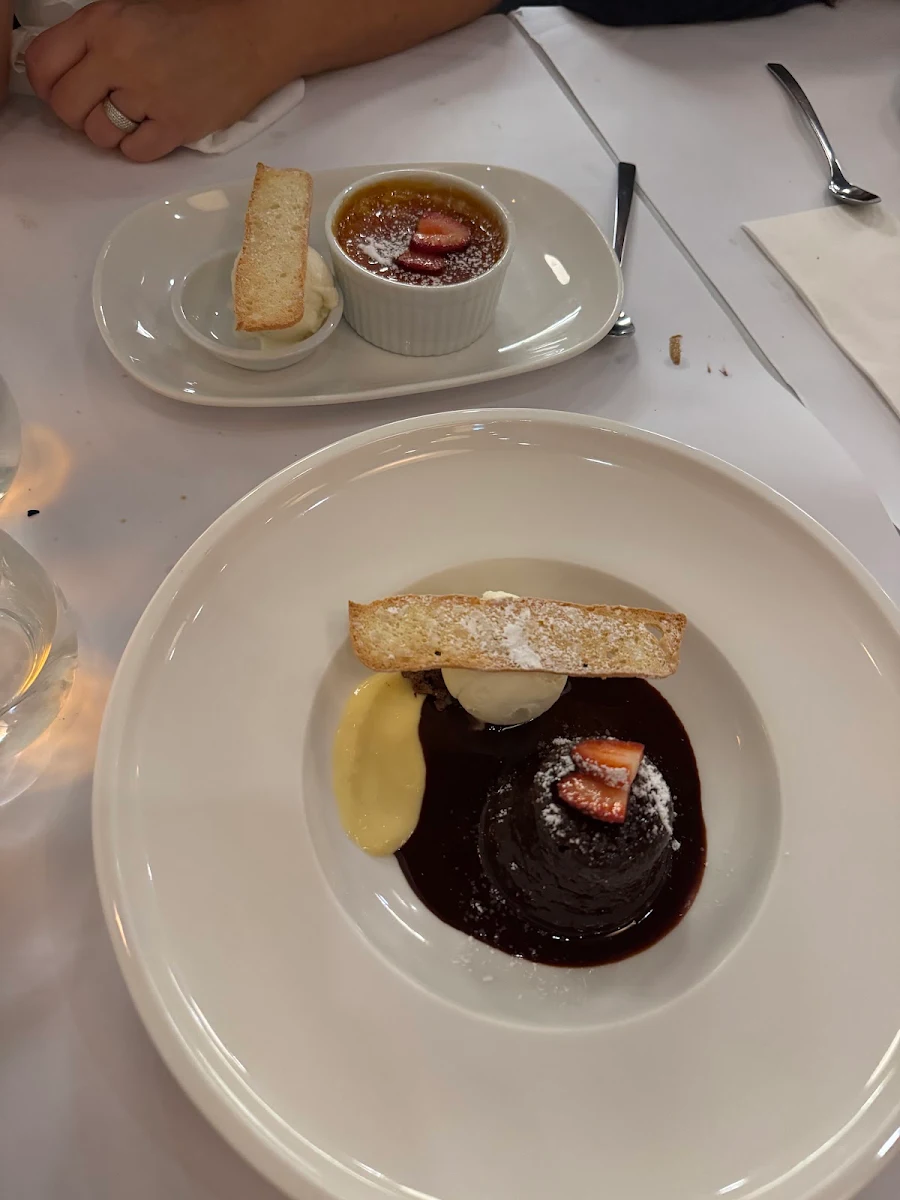 Food & drink, Saltimbocca Italian Restaurant