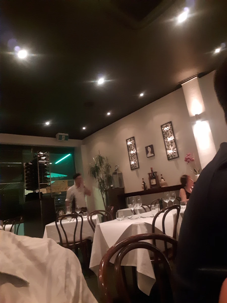 Vibe, Saltimbocca Italian Restaurant