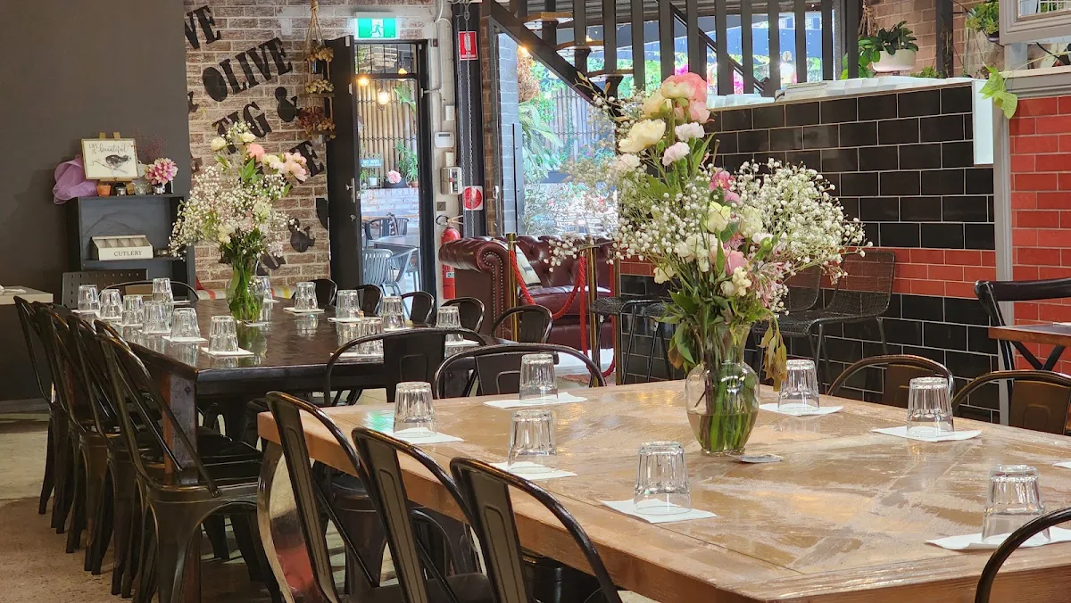 Vibe, Fig and Olive Mediterranean Cafe Shisha