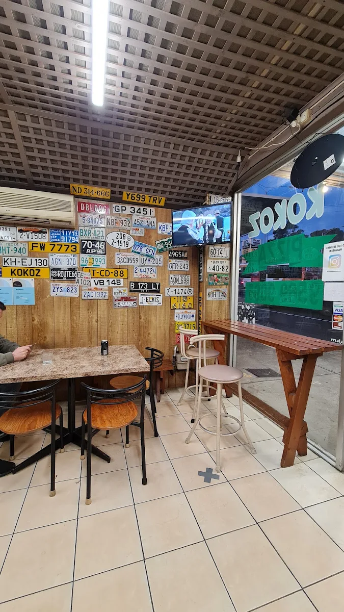 Vibe, Kokoz Pizza & Double Dogs