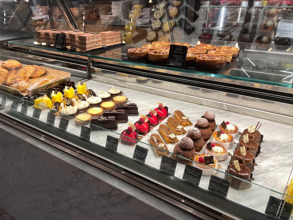 Vibe, Laurent Bakery The Glen