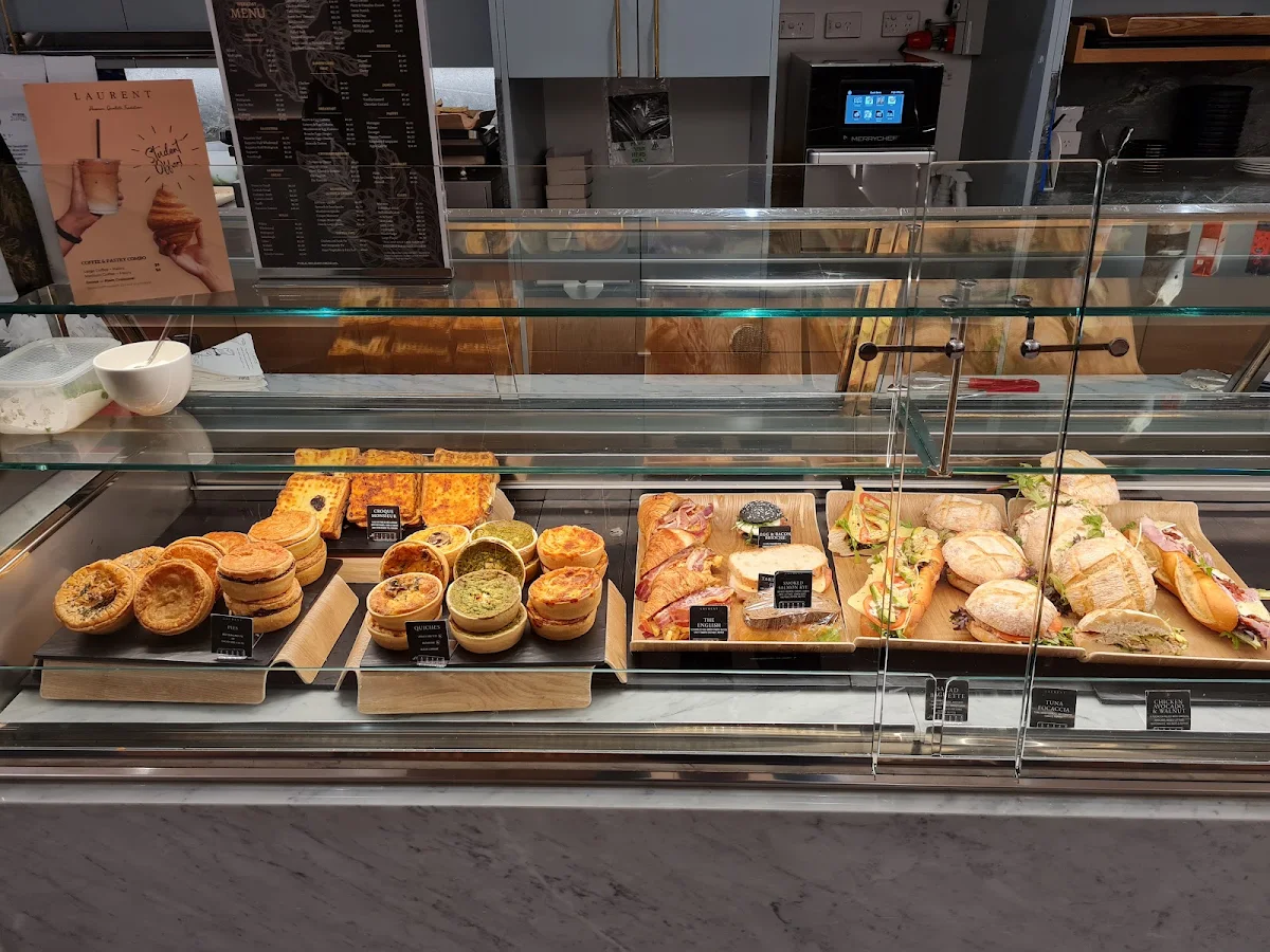 Vibe, Laurent Bakery The Glen