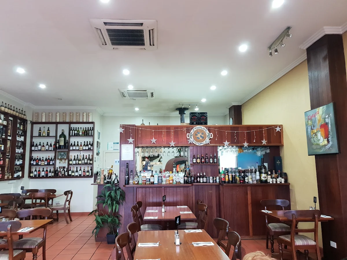 Vibe, Pappar Delles Restaurant