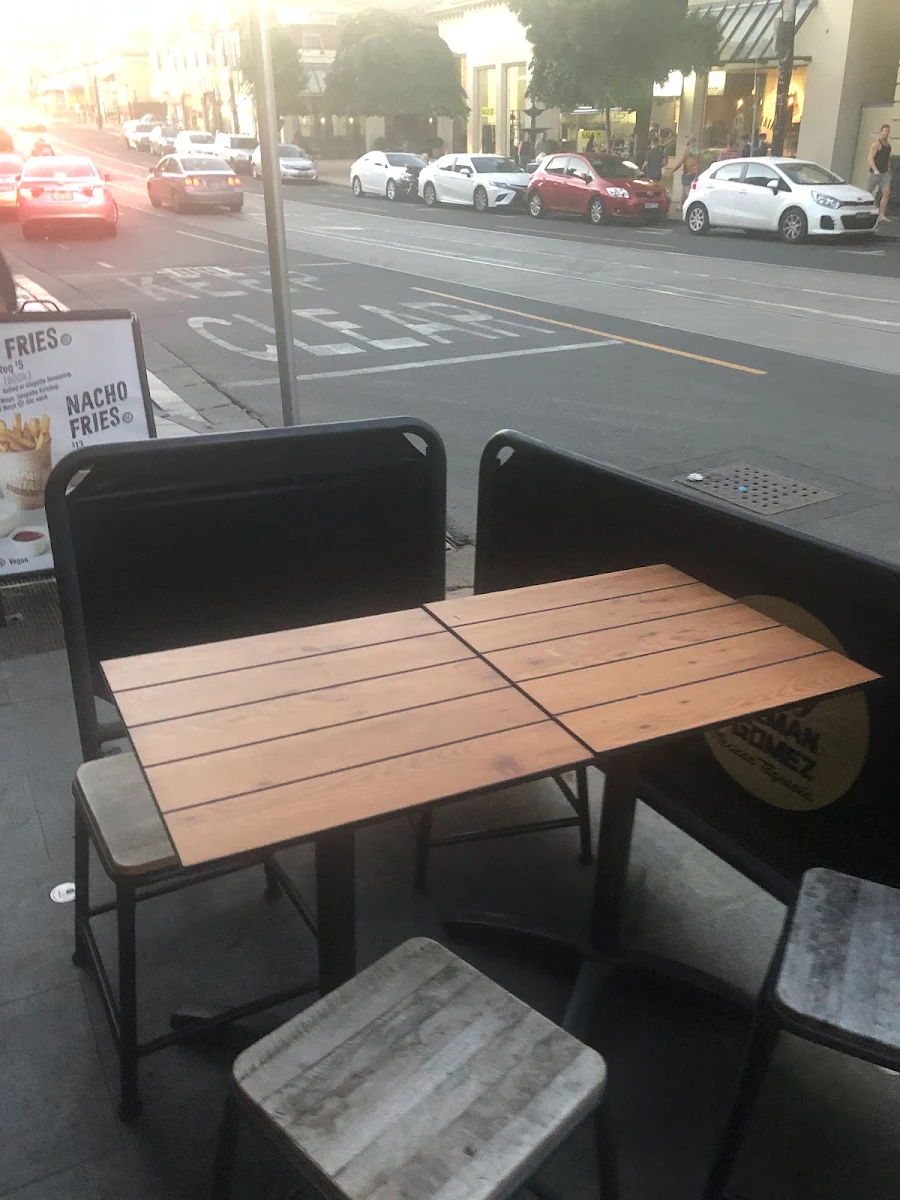 Vibe, Guzman y Gomez - South Yarra - Toorak Rd