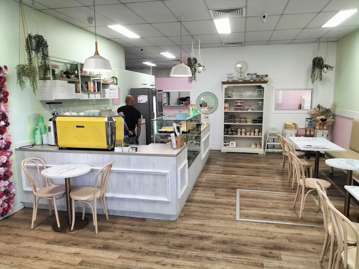 Vibe, Mrs C's Cupcakes