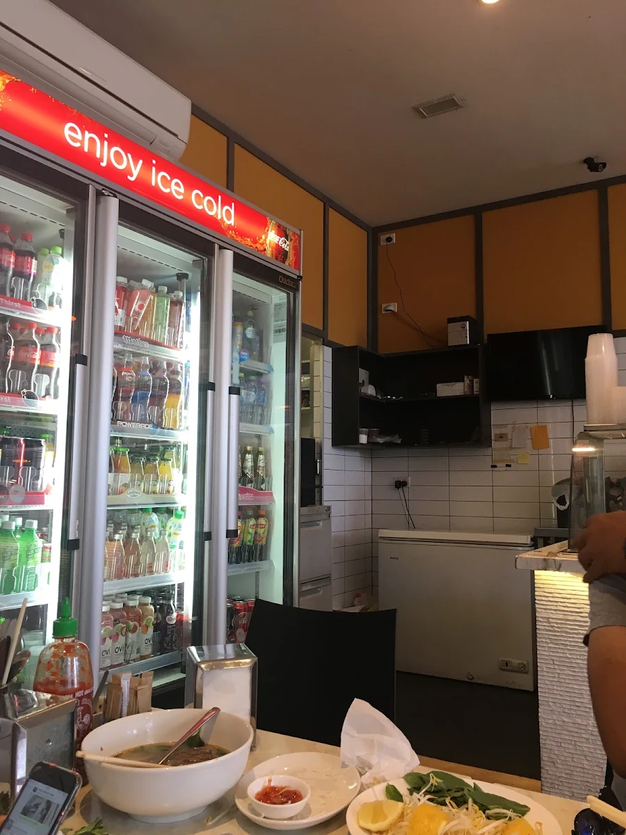 Vibe, Window Cafe