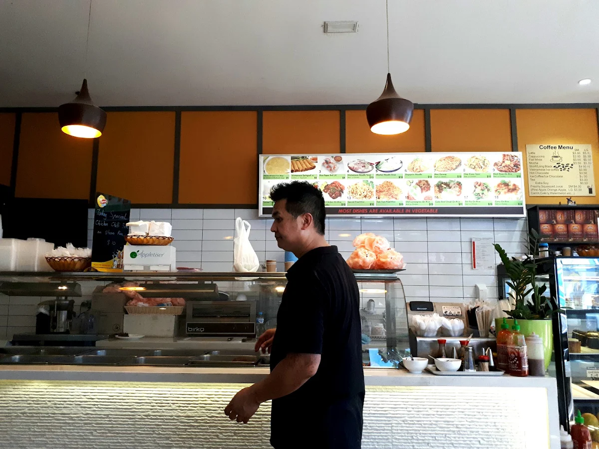 Vibe, Window Cafe