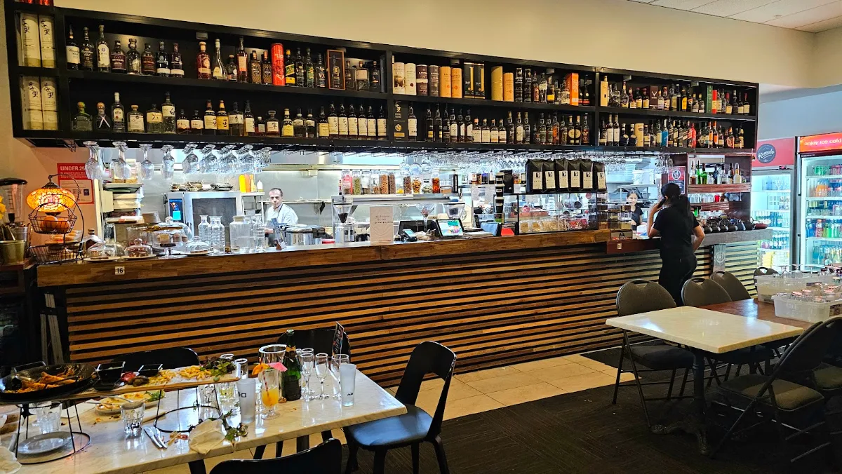 Vibe, Zac’s Great Food Restaurant & Cafe Bella Vista