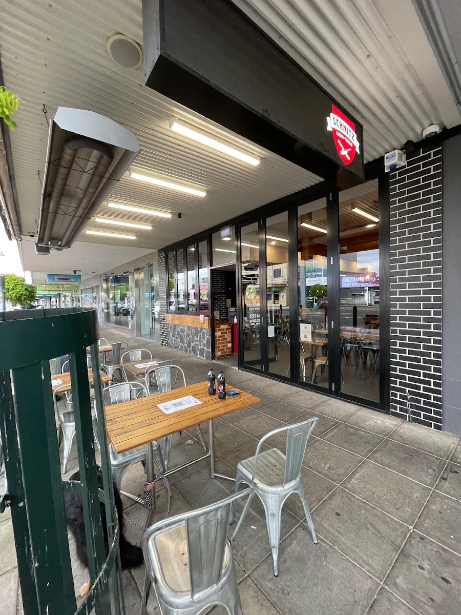 Vibe, Schnitz Traralgon