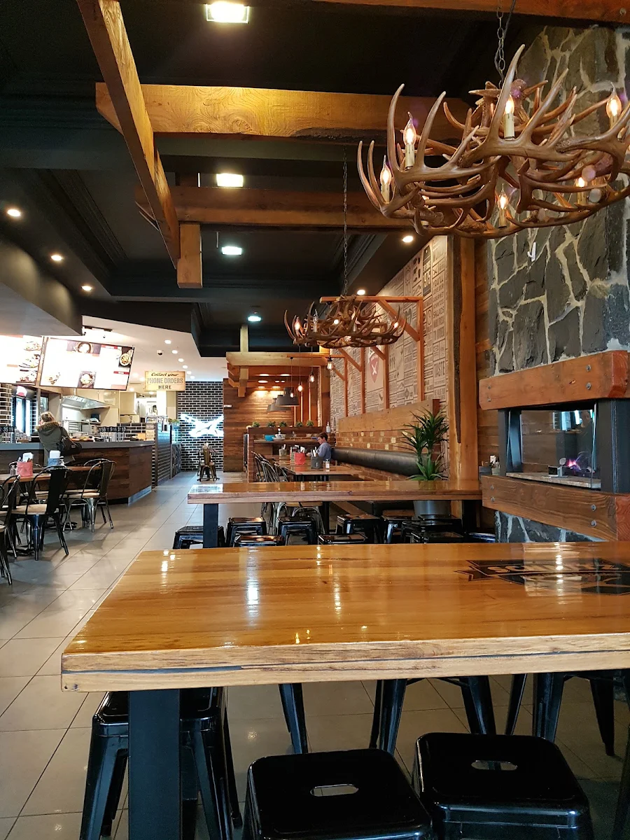 Vibe, Schnitz Traralgon