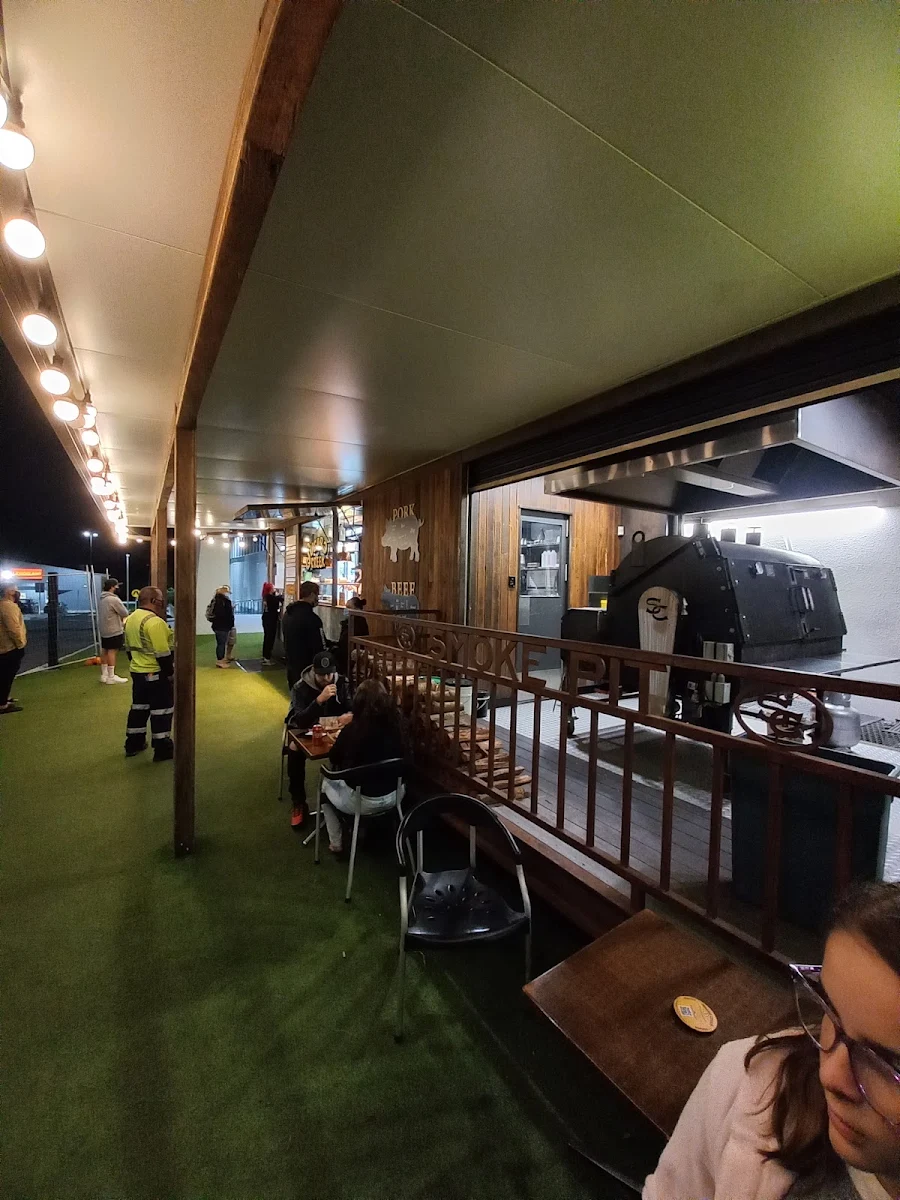 Vibe, Sugar Creek Smokehouse