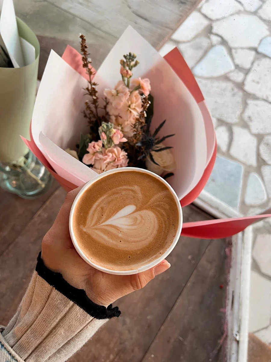 Food & drink, Hope Blooms Cafe and Floristry 🌸🌸☕️🌼💐