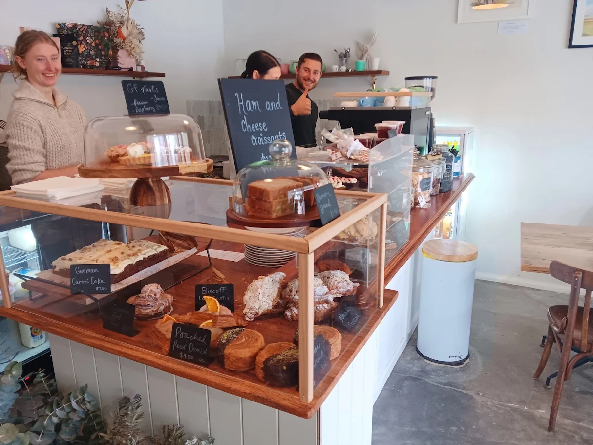 Vibe, Hope Blooms Cafe and Floristry 🌸🌸☕️🌼💐