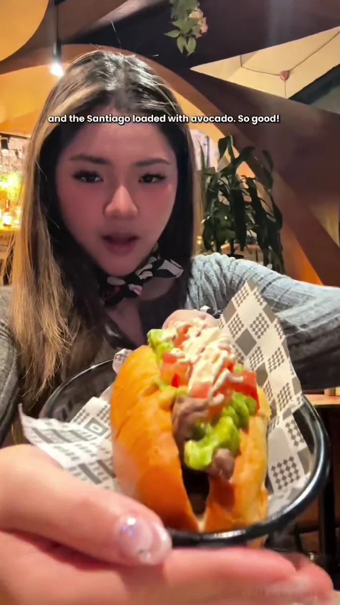Food & drink, The hot dogs bar