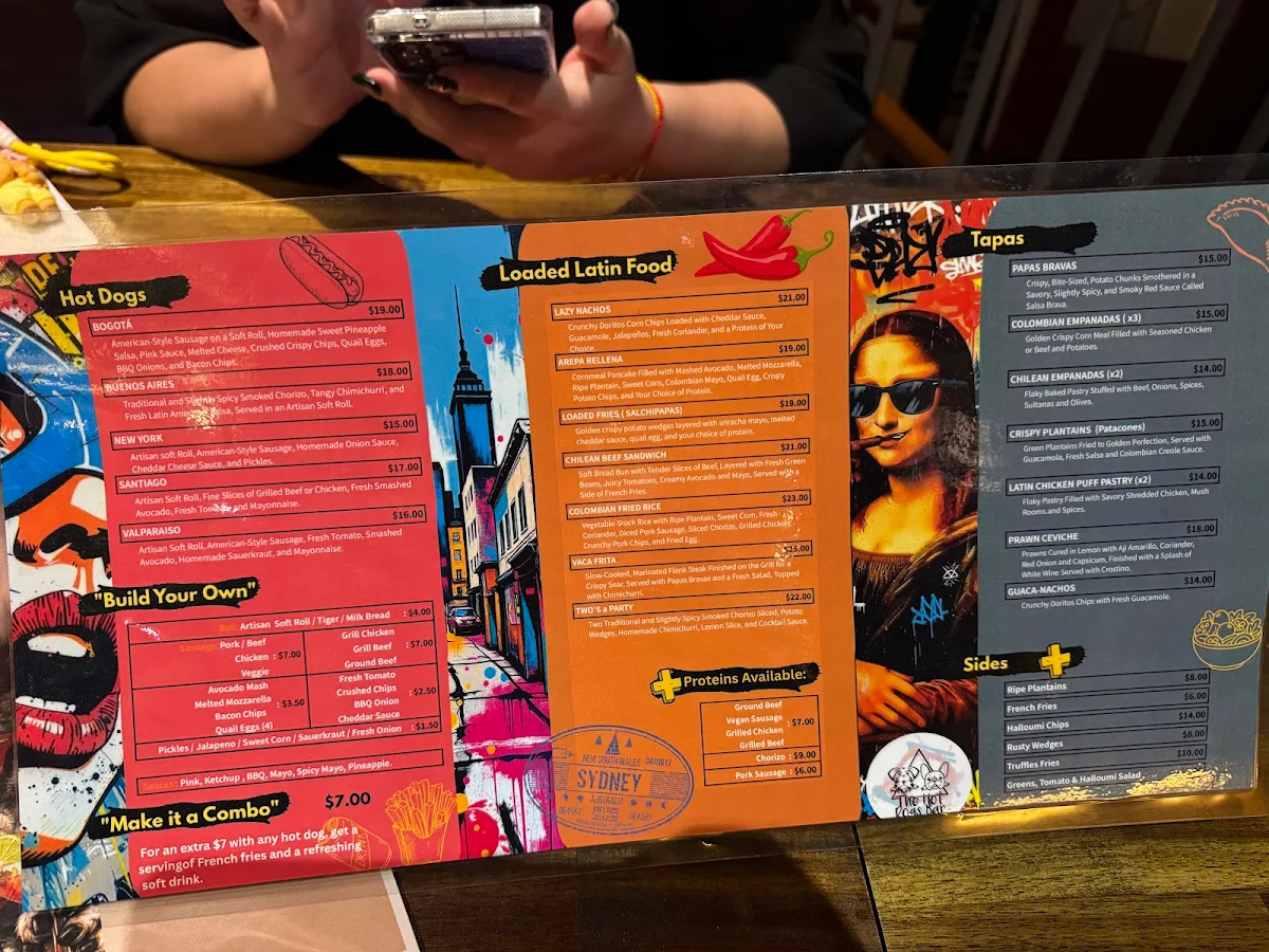 Menu, The hot dogs bar
