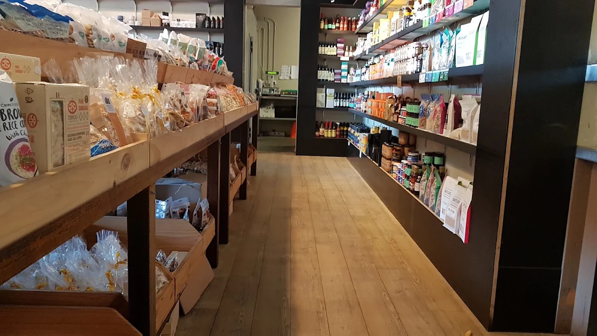 Vibe, Edwards Providore