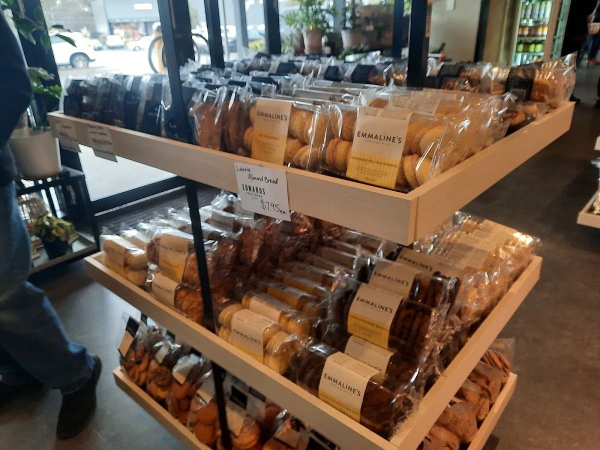 Vibe, Edwards Providore