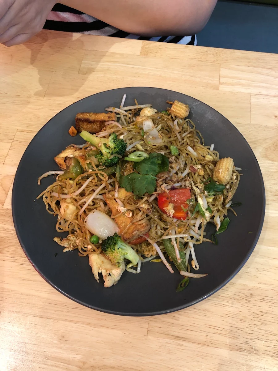 Food & drink, Saigon Express Glebe Hill Village