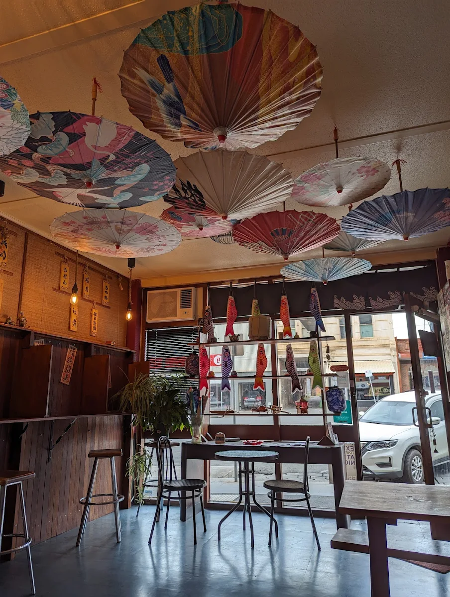 Vibe, Sushi by kuni