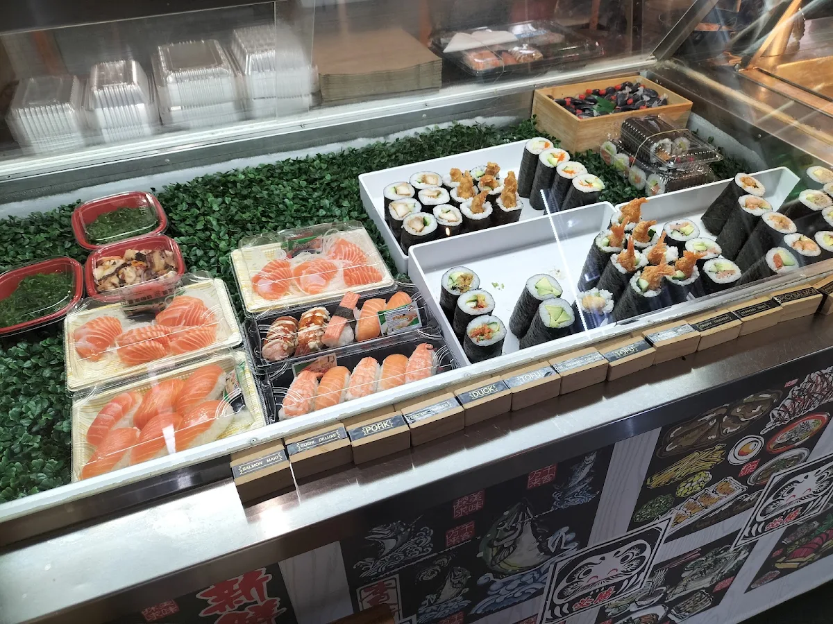 Vibe, Sushi by kuni