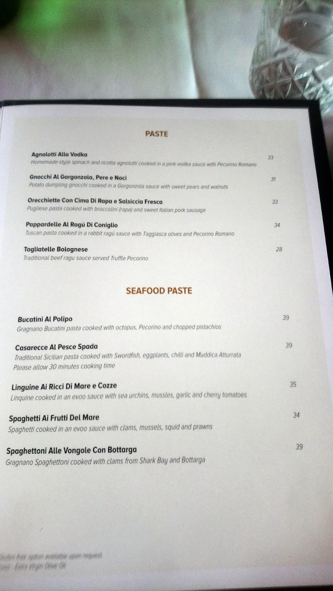 Menu, Roberto's on Bennett