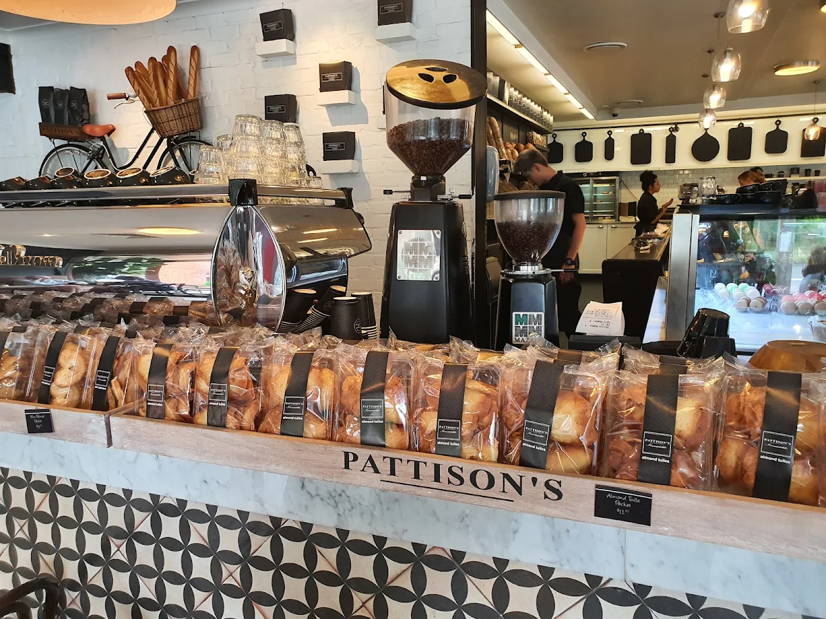Vibe, Pattisons Patisserie