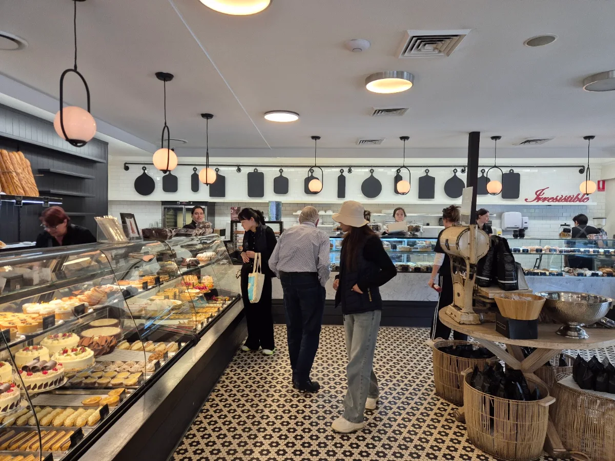 Vibe, Pattisons Patisserie