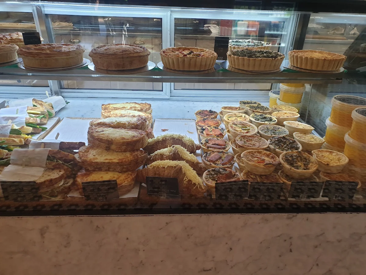 Vibe, Pattisons Patisserie
