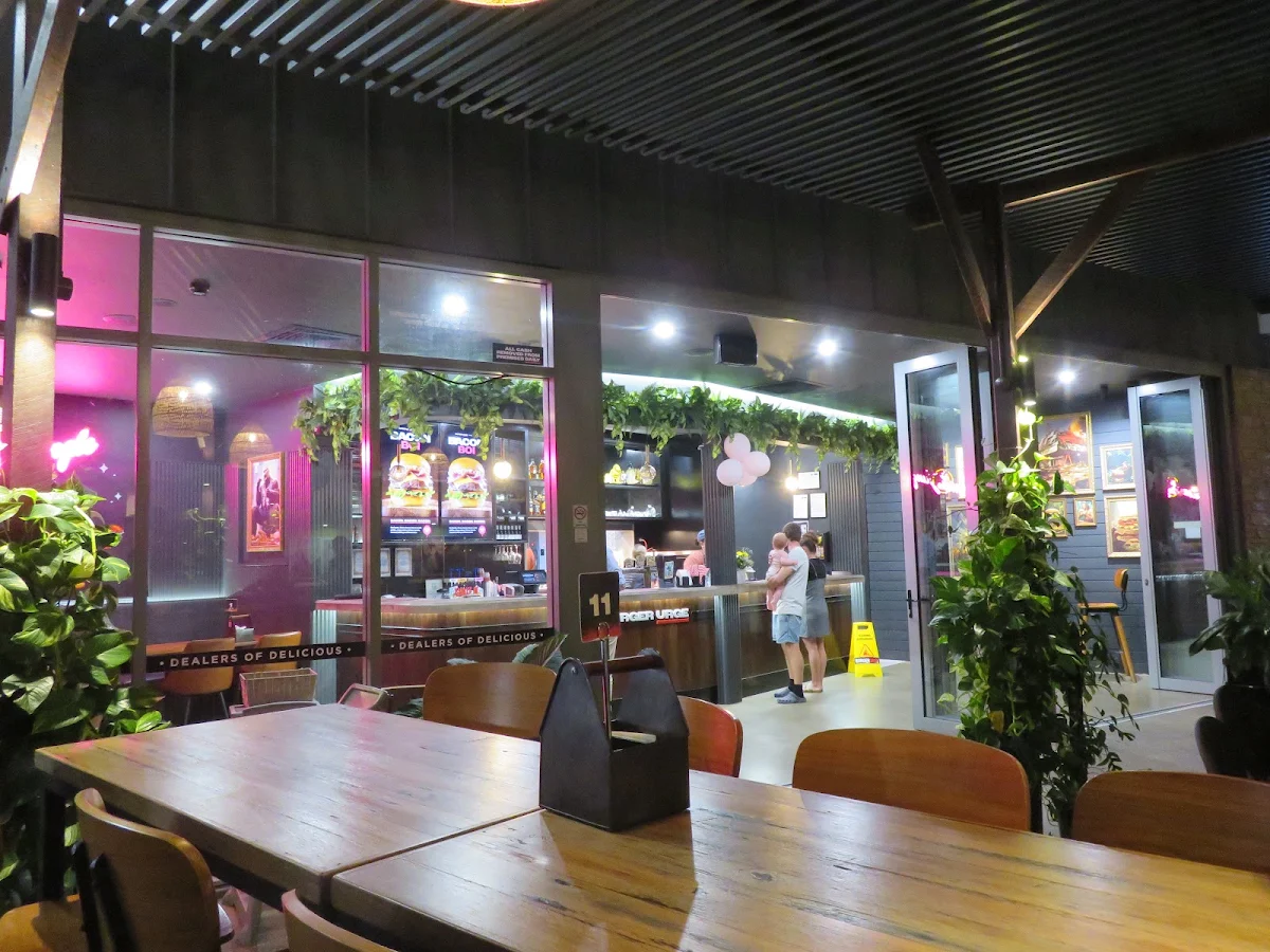 Vibe, Burger Urge (Mackay)