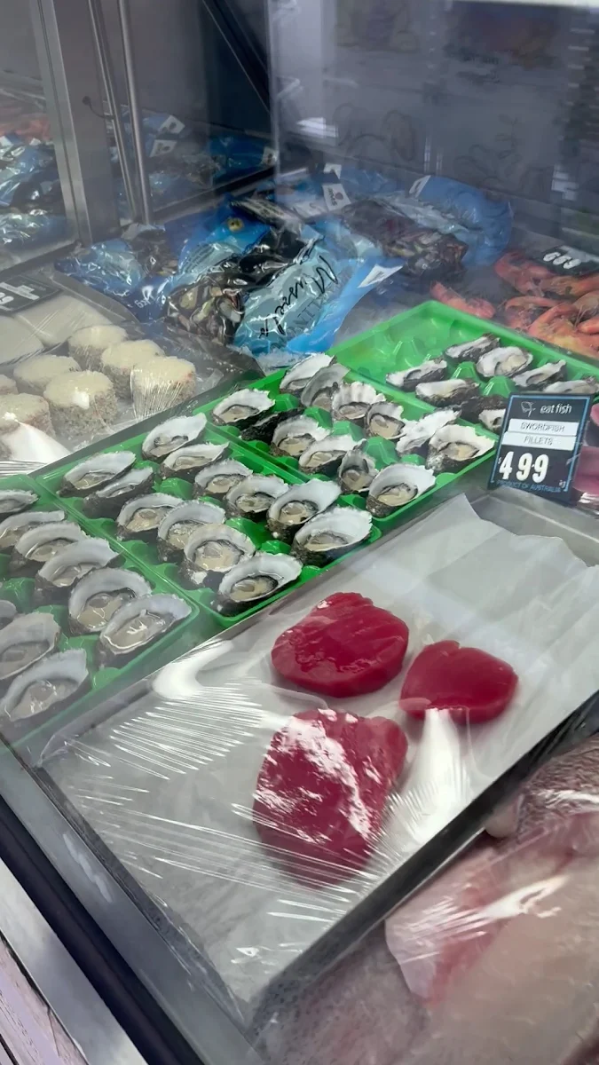 Vibe, Eat Fish