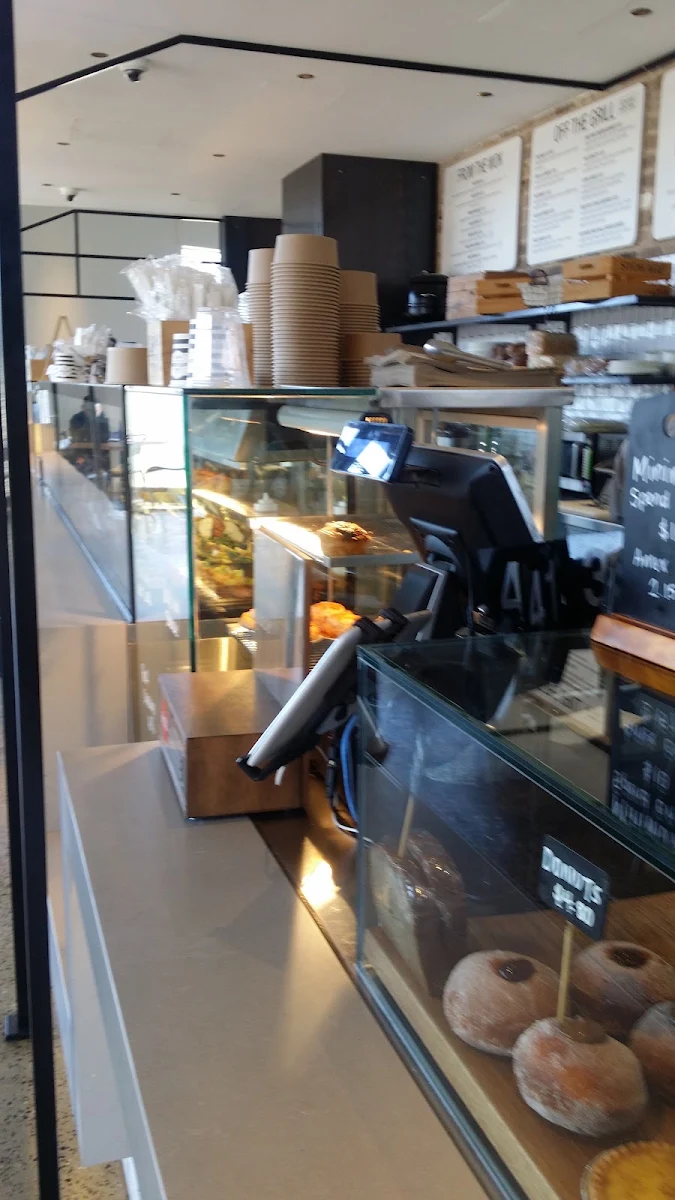 Vibe, Hungry Baker & Co