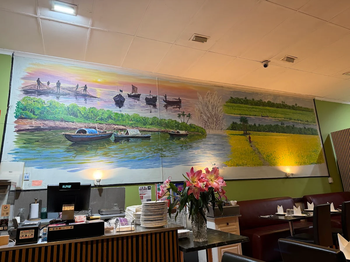 Vibe, Madhumoti Restaurant