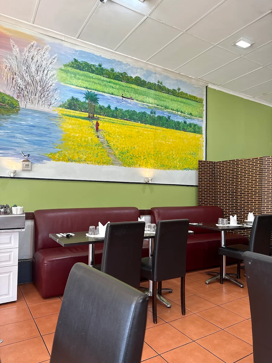 Vibe, Madhumoti Restaurant
