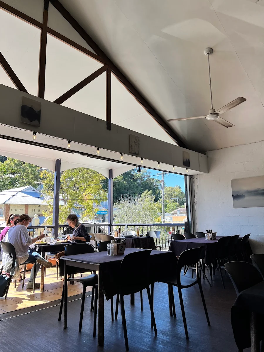 Vibe, The Balcony Restaurant
