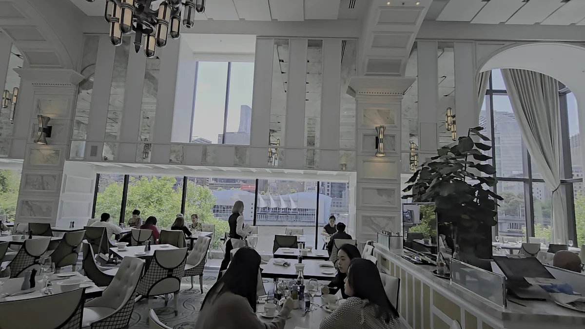 Vibe, Conservatory