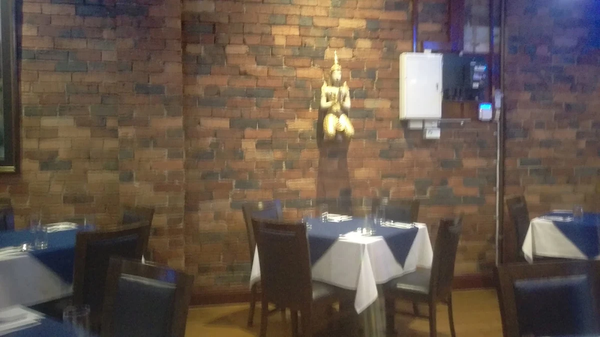 Vibe, Narai Thai Restaurant