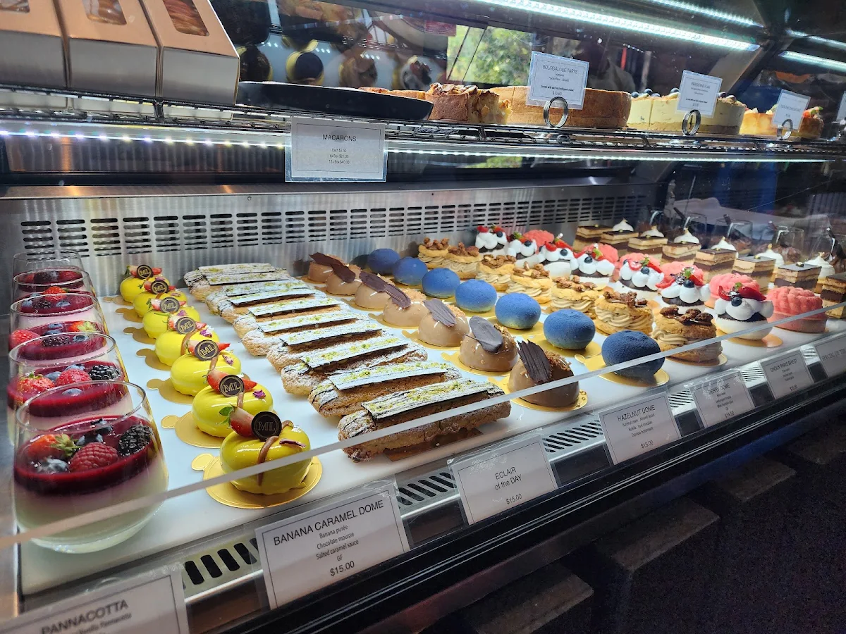 Vibe, Maison LASSIAILLE - The Art of French Dessert and Chocolate