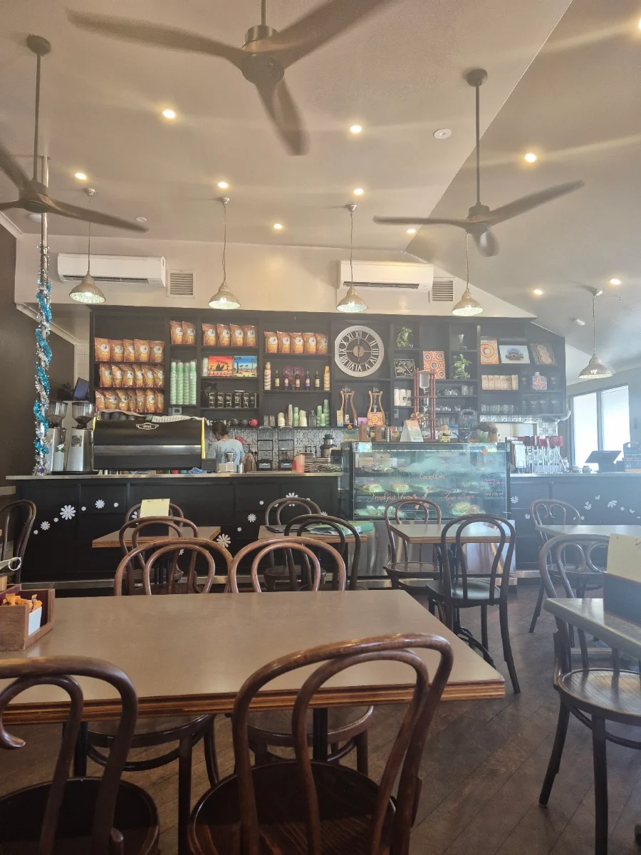 Vibe, Dragonfly Cafe Broome