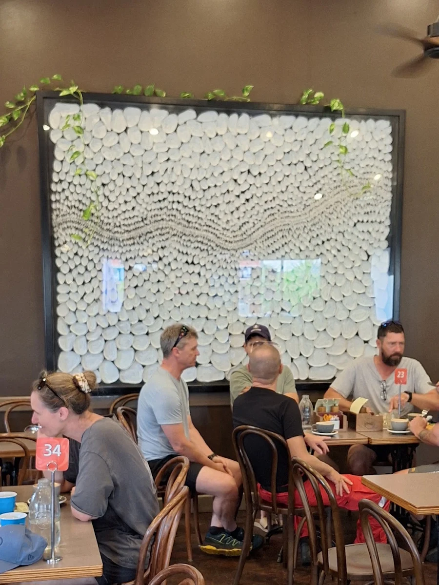 Vibe, Dragonfly Cafe Broome