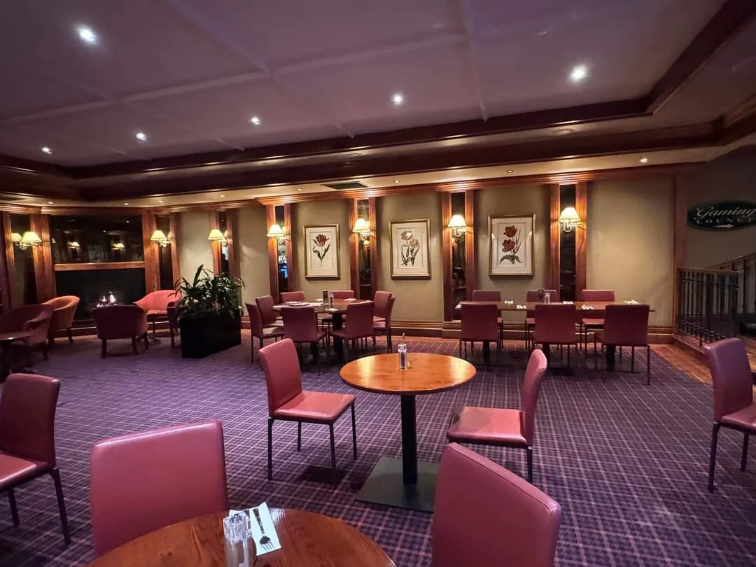 Vibe, The Old England Hotel