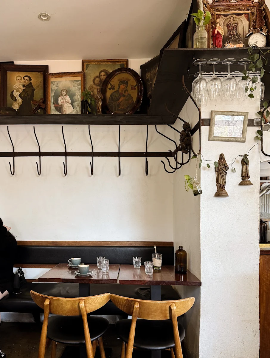 Vibe, St Jude Cafe