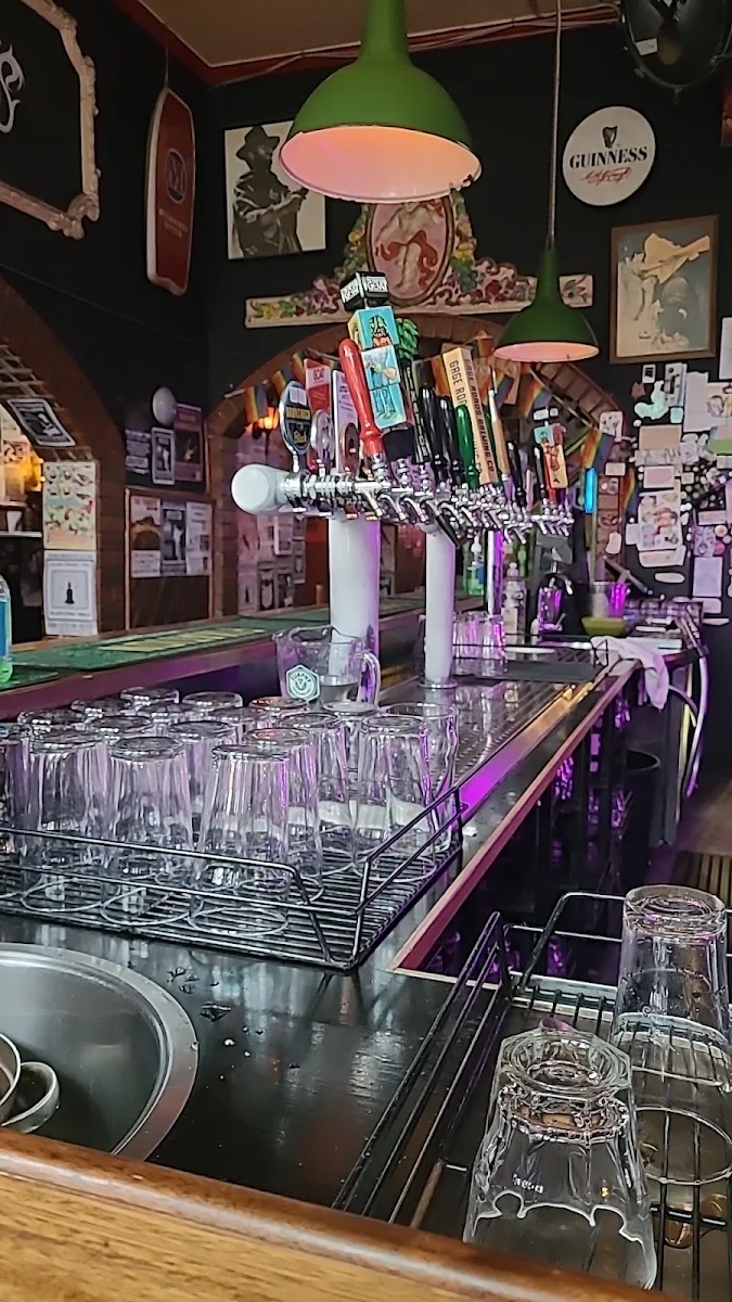Vibe, The Old Bar
