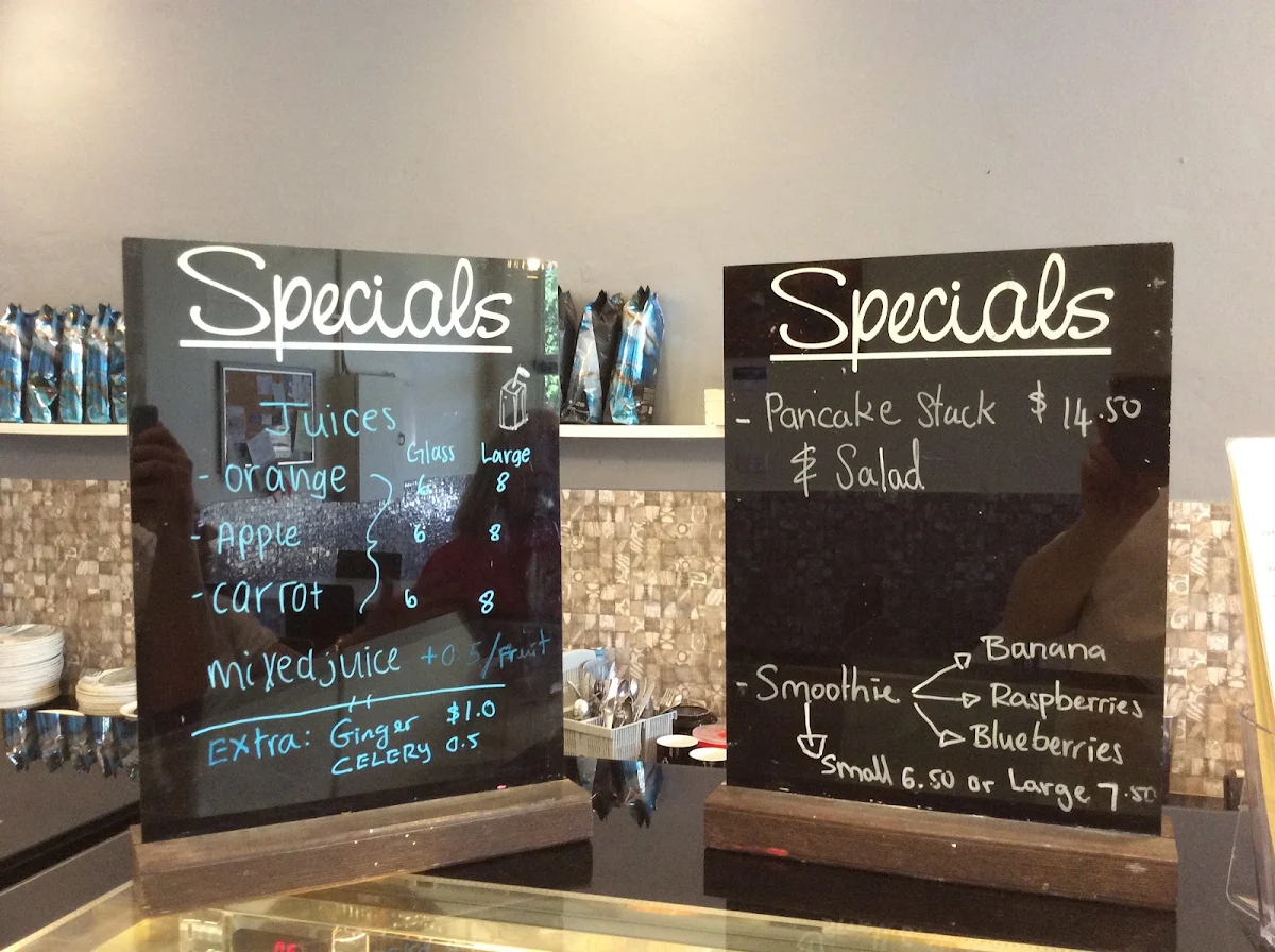 Menu, Svaks Cafe