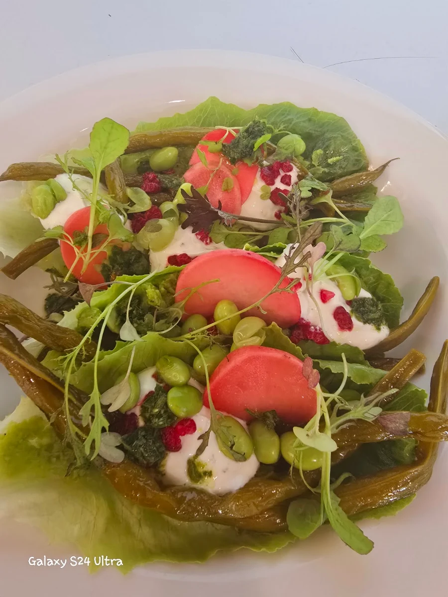 Food & drink, VIEW Restaurant