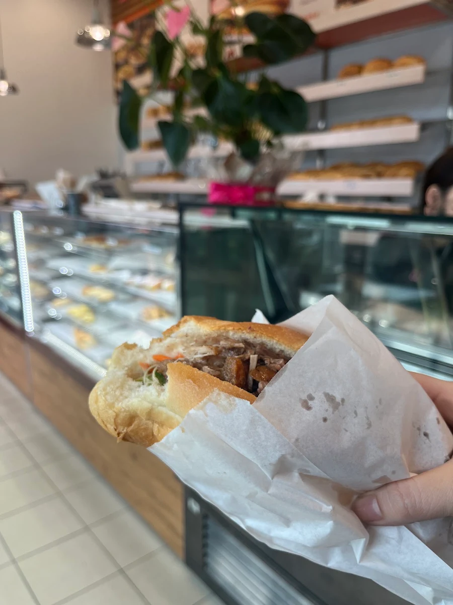 Vibe, Bluewater Bakery