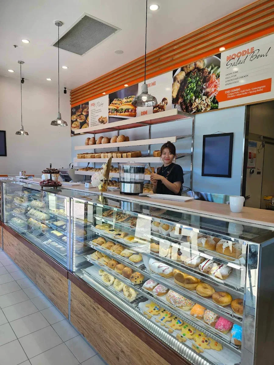 Vibe, Bluewater Bakery