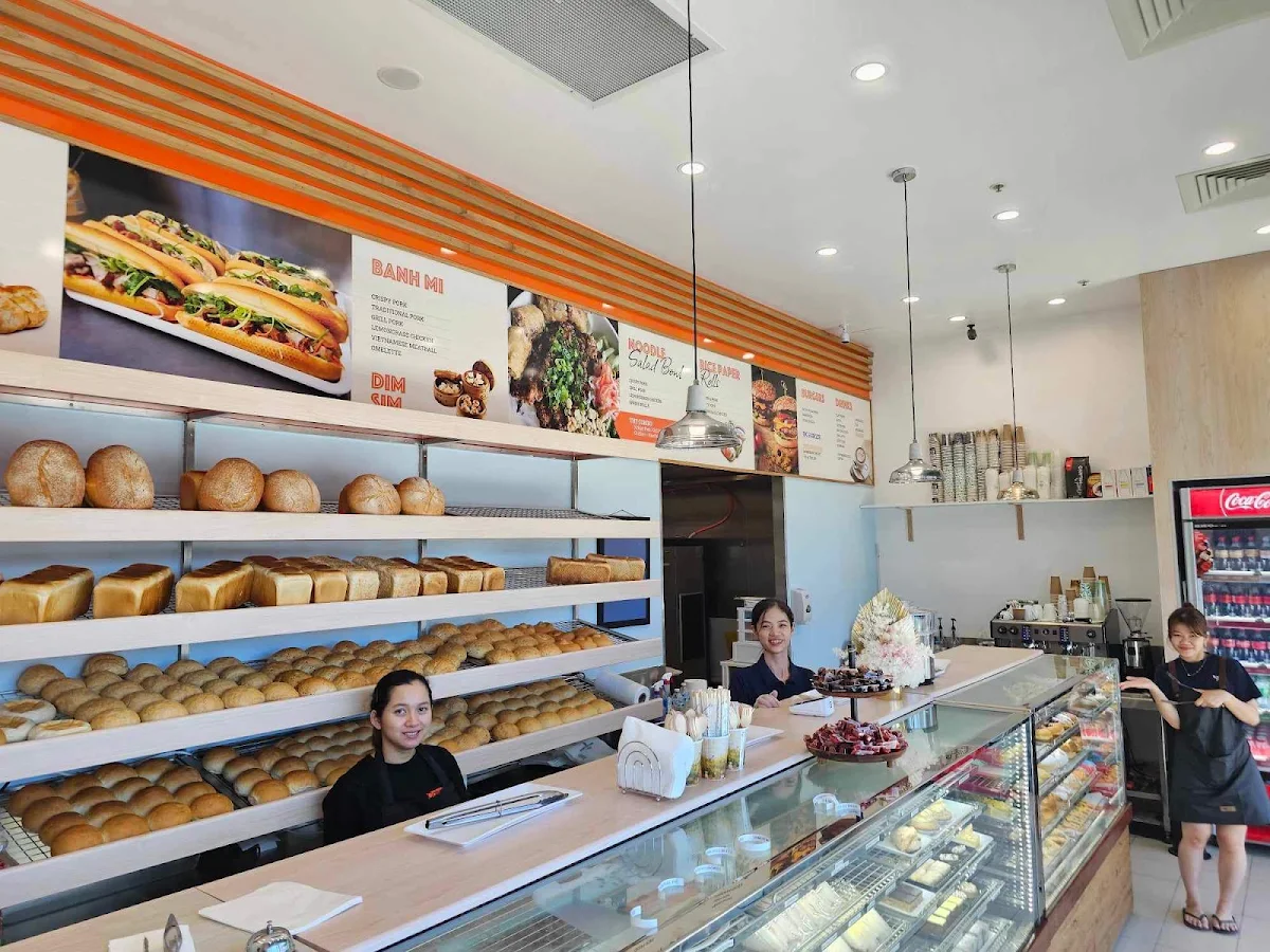 Vibe, Bluewater Bakery