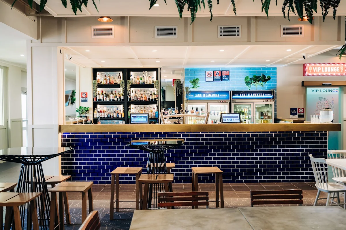 Vibe, Lake Illawarra Hotel