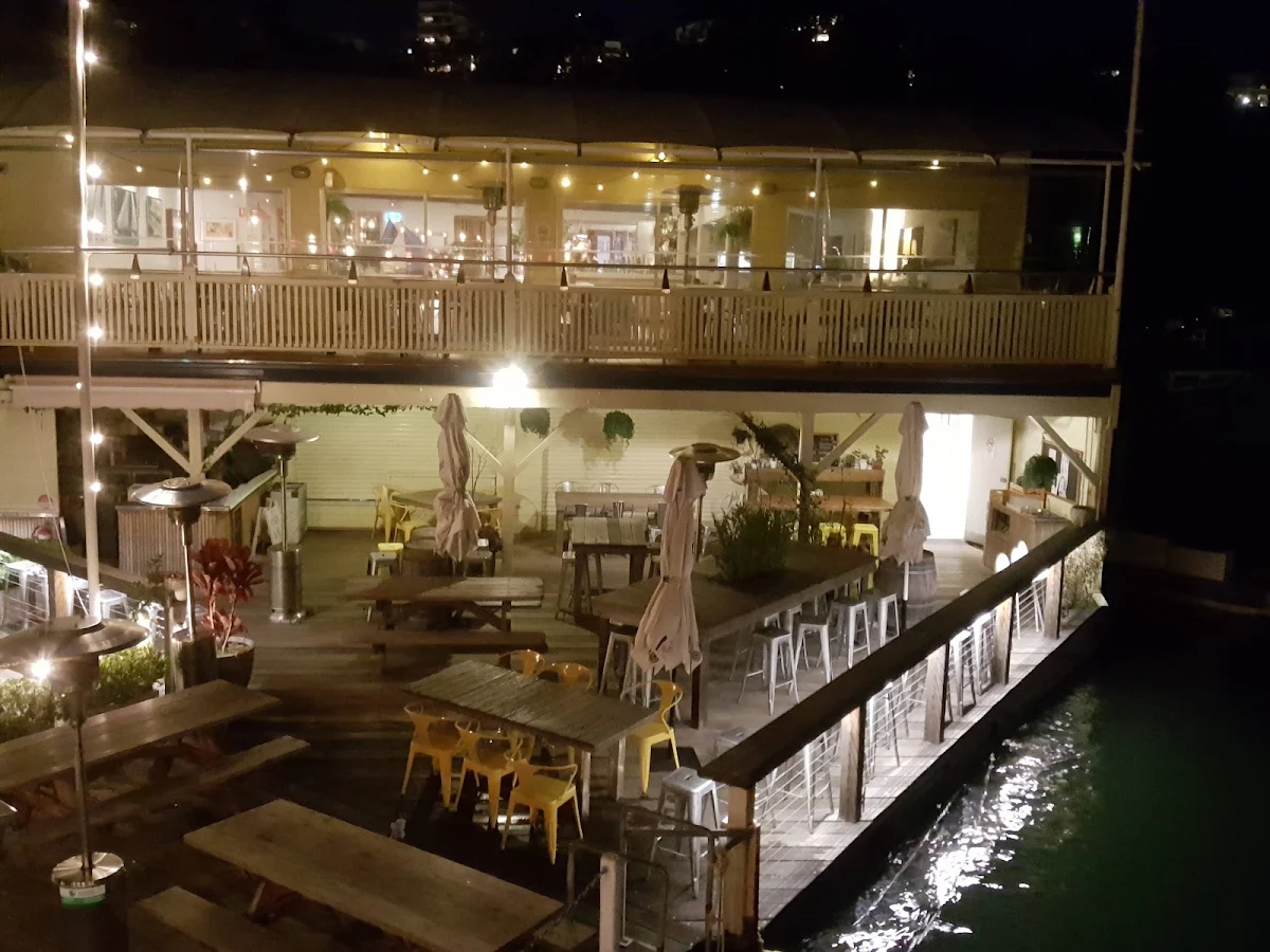 Vibe, Foys Kirribilli